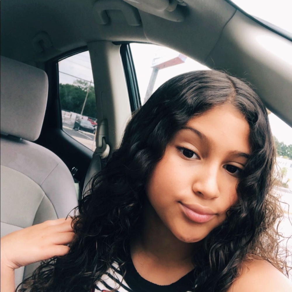 Meet your Posher, Samantha